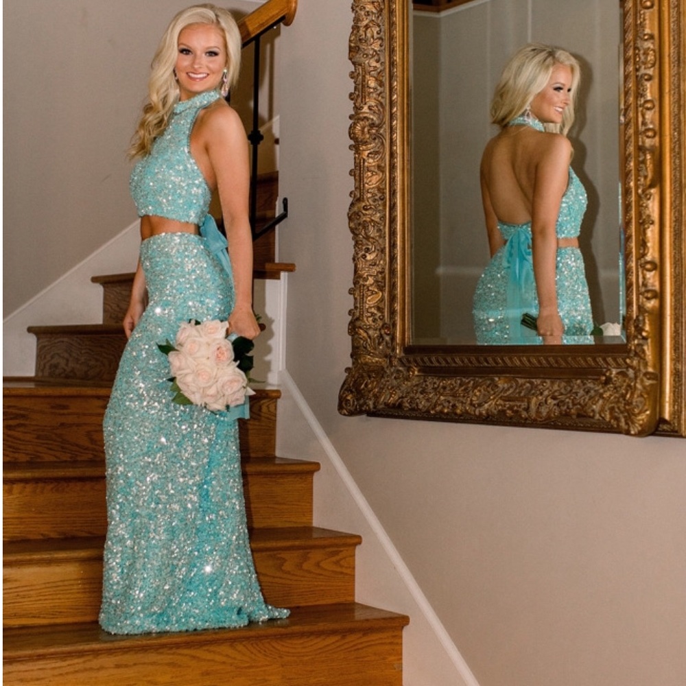 Sherri Hill  prom dress